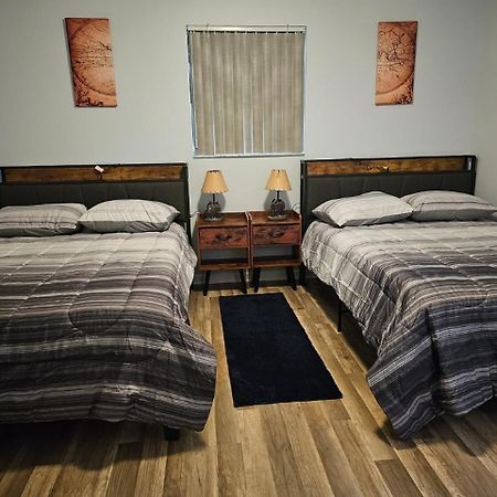 Seabreeze 3-Bedroom Pool Villa Close To The Beach!!! Порт Шарлът Екстериор снимка