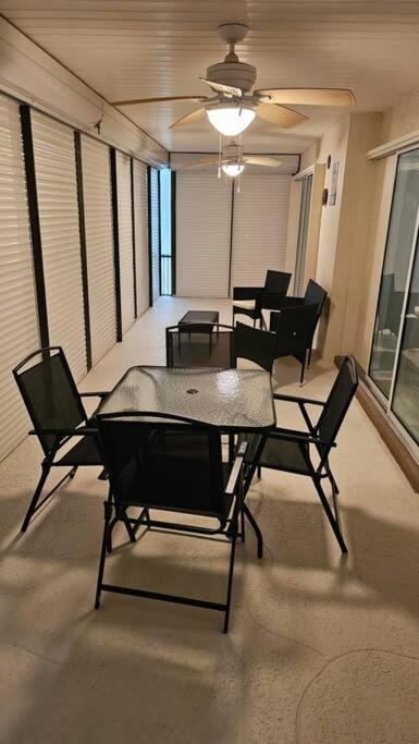 Seabreeze 3-Bedroom Pool Villa Close To The Beach!!! Порт Шарлът Екстериор снимка