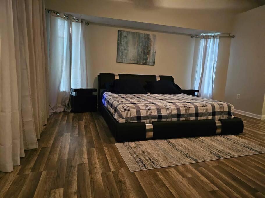 Seabreeze 3-Bedroom Pool Villa Close To The Beach!!! Порт Шарлът Екстериор снимка